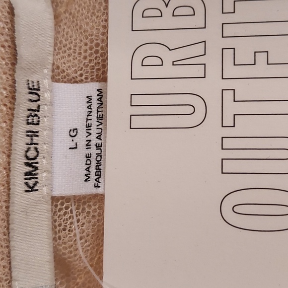 Urban Outfitters Kimchi Blue NWT Cream Tiered Ruffle Textured Tie Back Top L - Picture 9 of 10